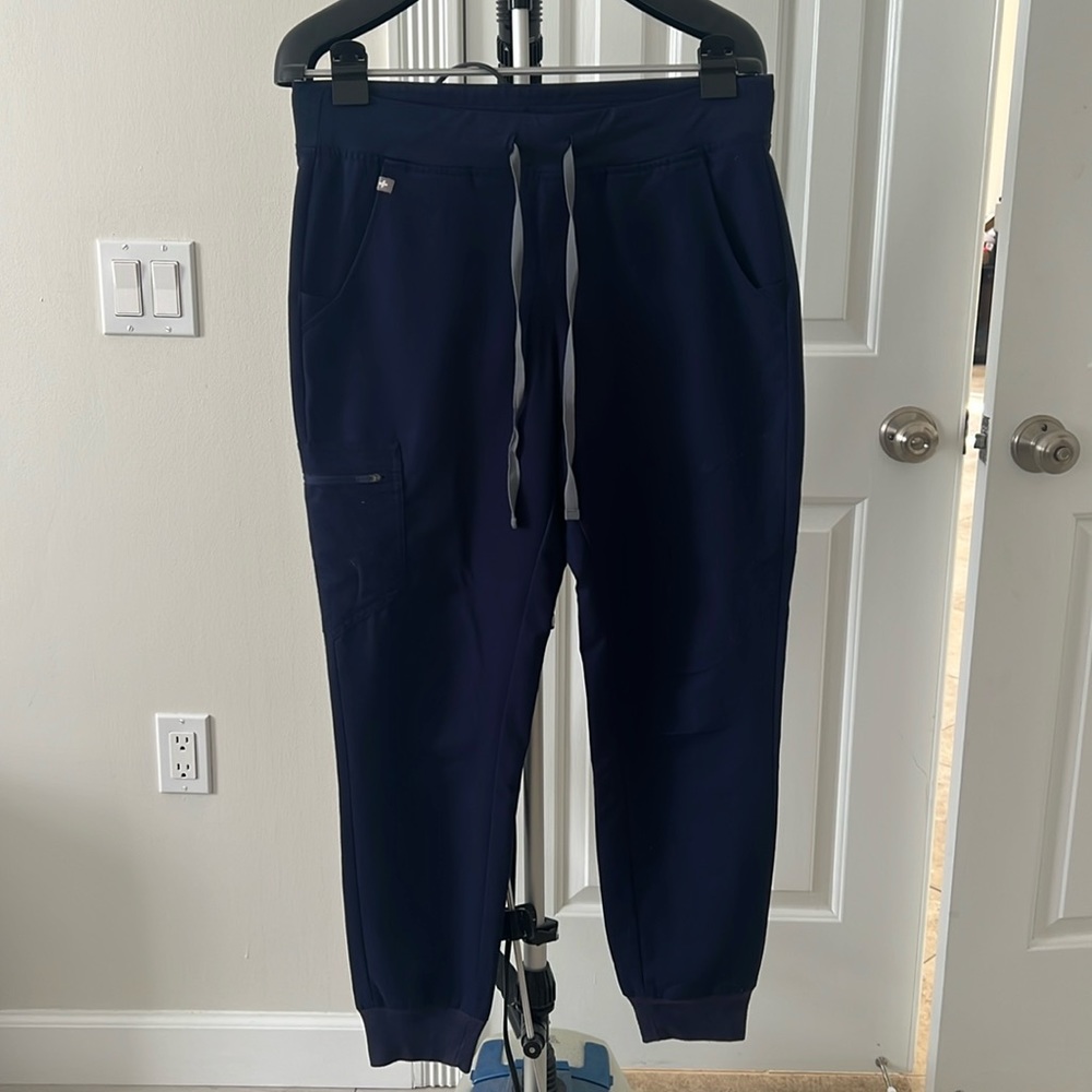 FIGS Zamora Jogger Scrub Pants